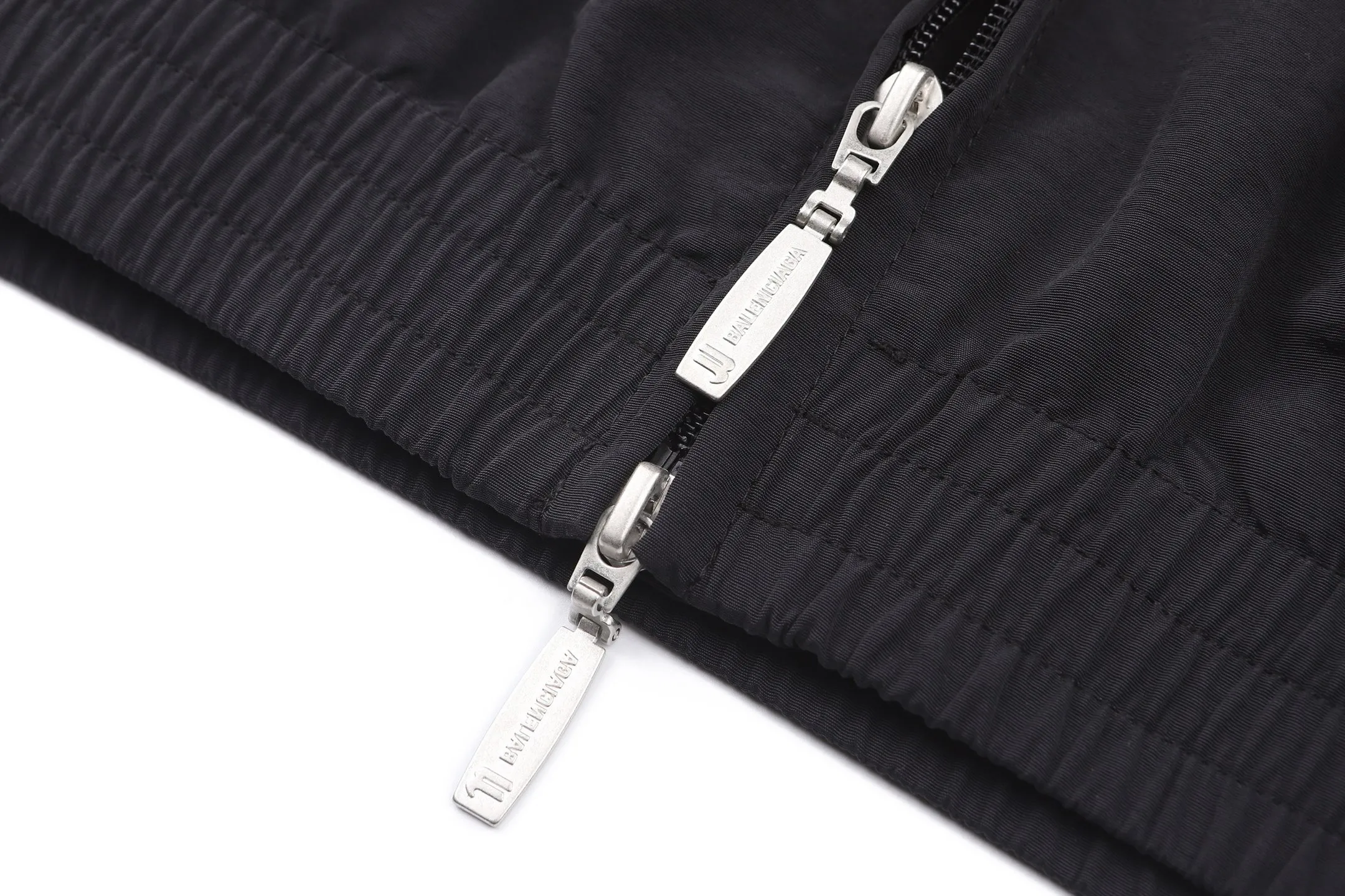🔥P270💰BALENCIAGA 22SS Logo Authentic 8999 ，100% ，75D ， ， ， 1：1 ， 1：1 ， Size：S M L XL